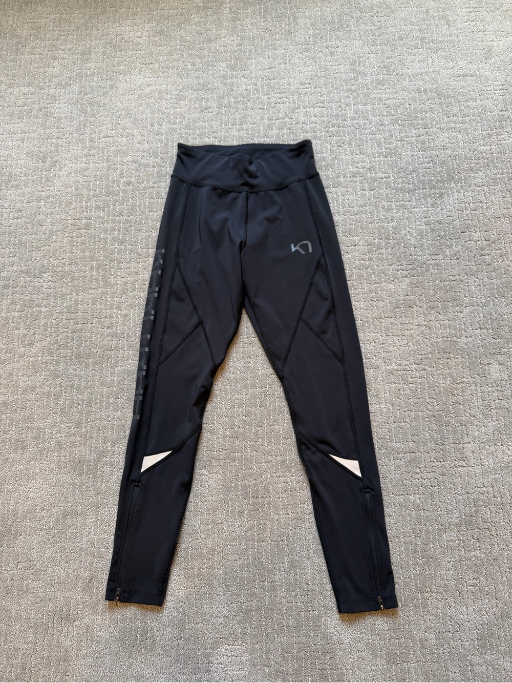 Kari Traa Black Performance Leggings